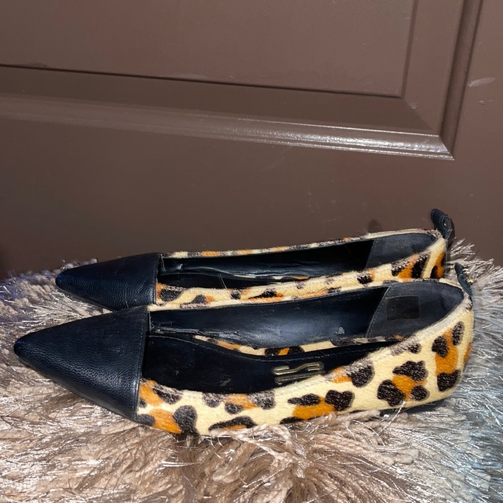 Animal Print Flat